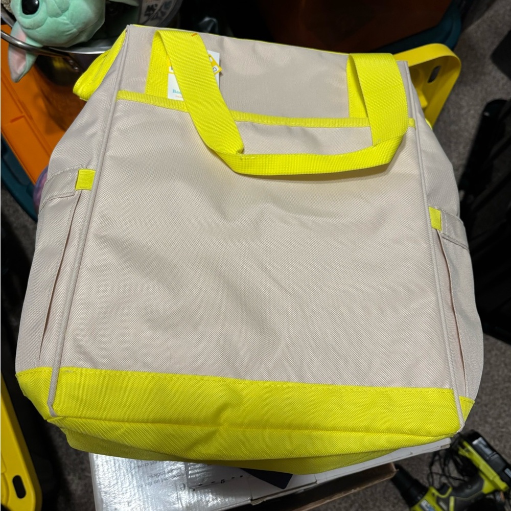 Sun Squad 24 can Yellow and Beige cooler backpack